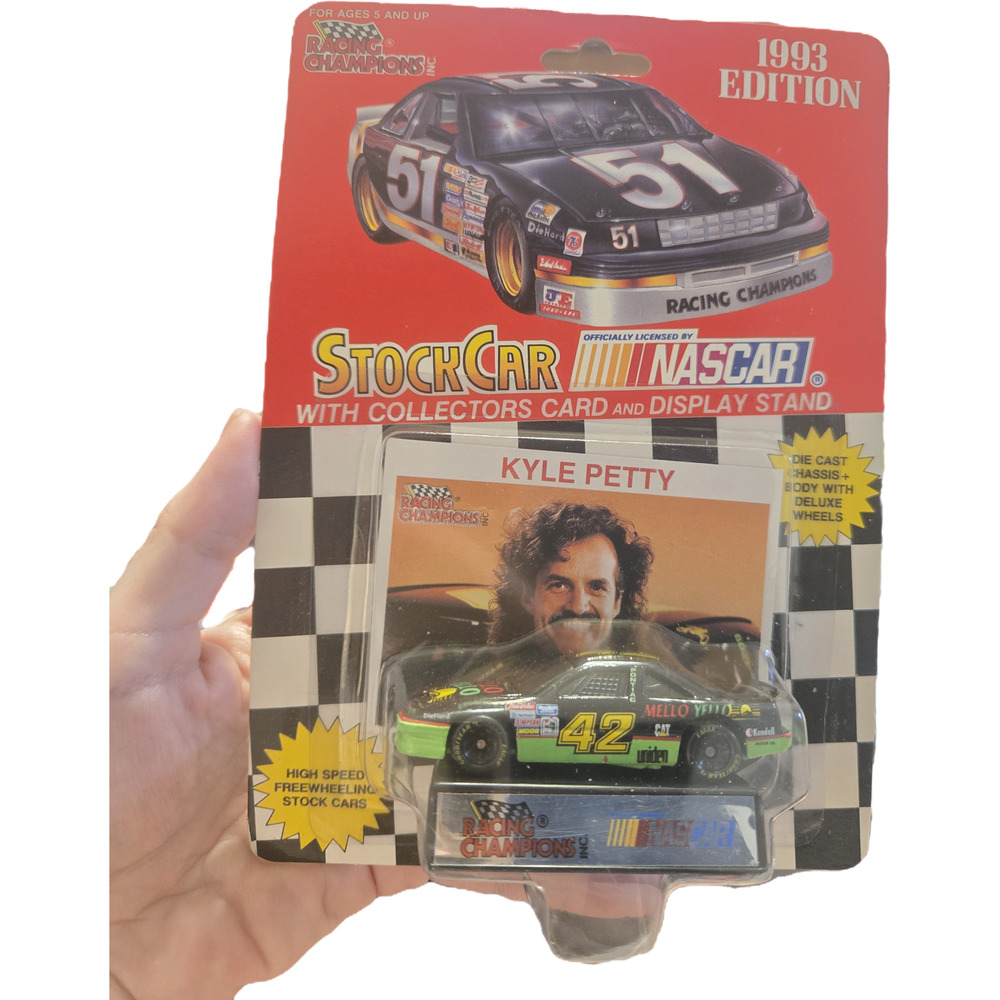 Kyle Petty #42 Mello Yello Racing Champions 1993 Edition 1:64 Diecast NASCAR